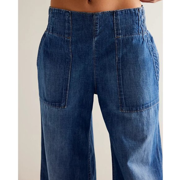 We The Free Breezy Denim Pull-On Jeans Color: Cobalt - Picture 4 of 4